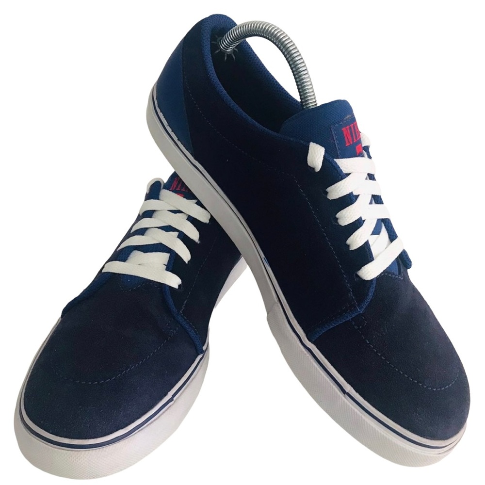 NIKE Satire SB